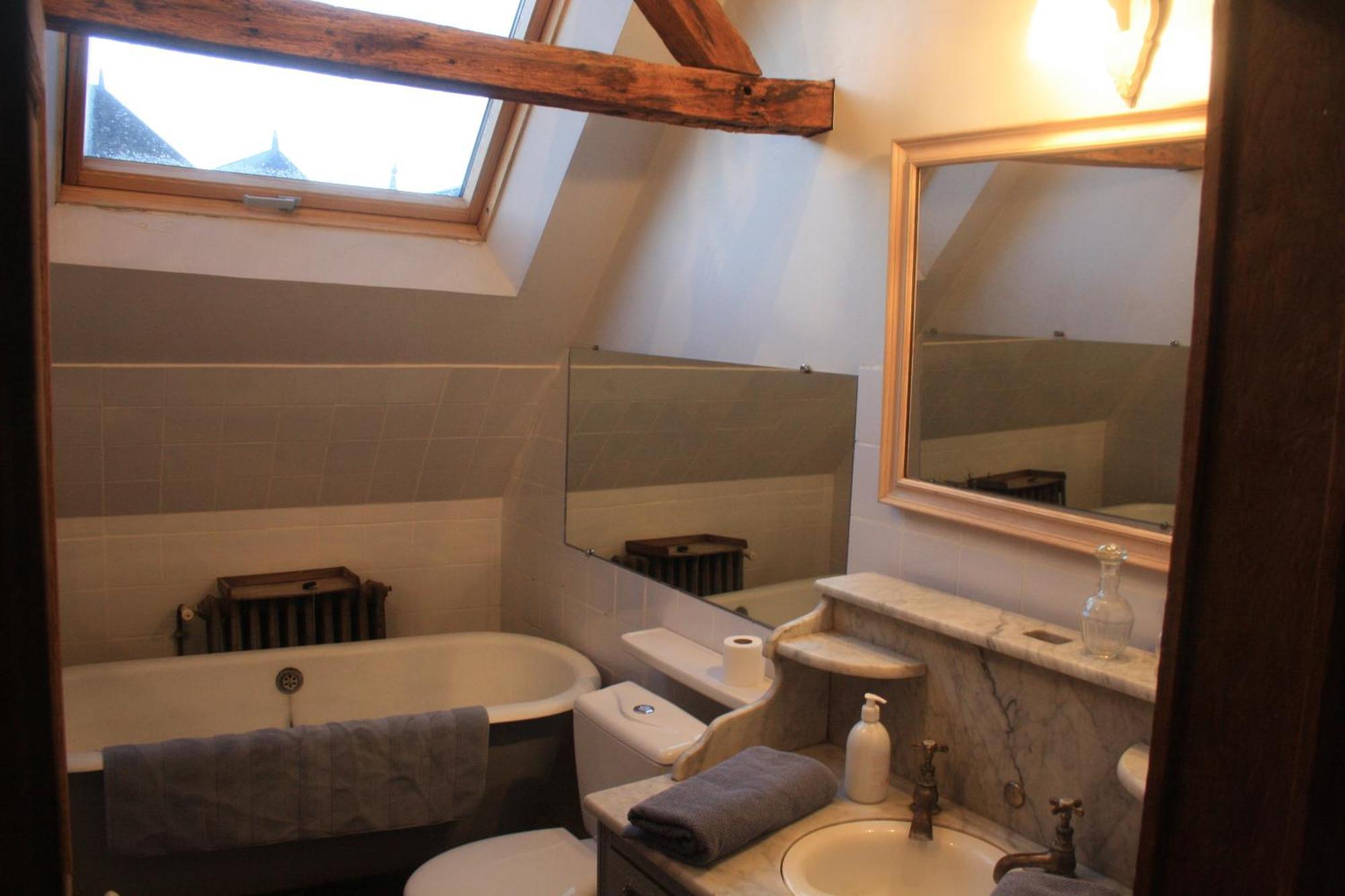 Le Refuge Des Cordeliers Apartment Laon Room photo